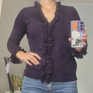 Lila kofta - Knappt använd 