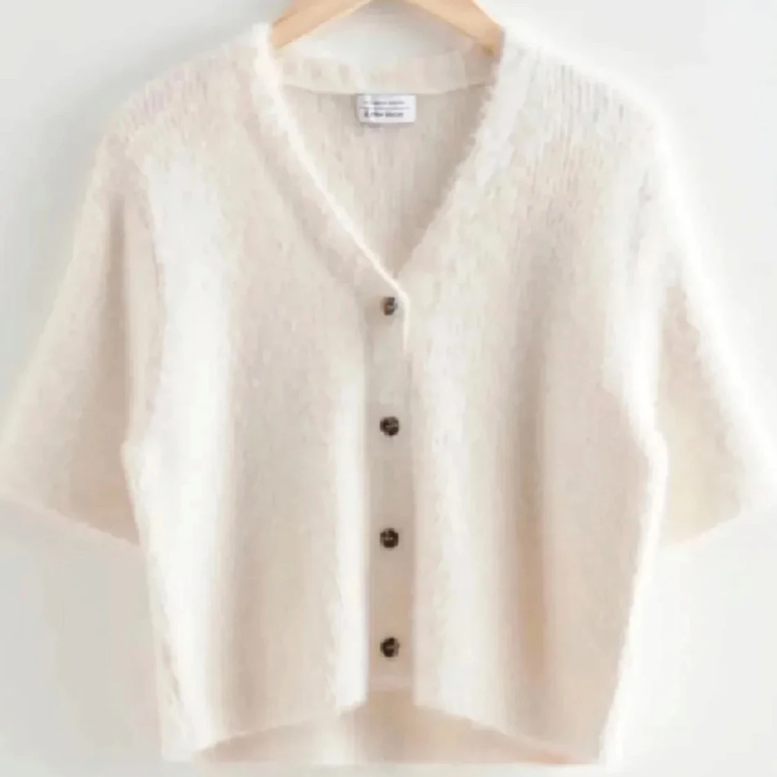 Vit croppad kofta med knappar - 1