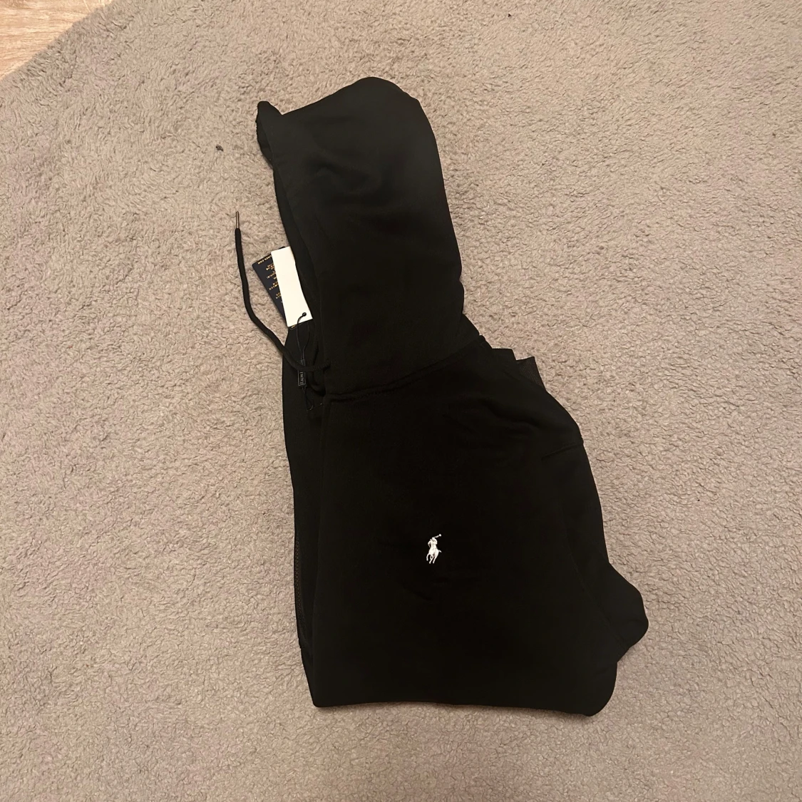 Svart hoodie från Polo Ralph Lauren - 3