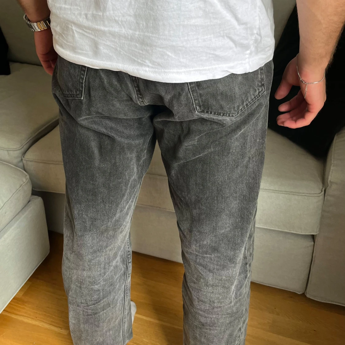 Grå straight herrjeans  - 2