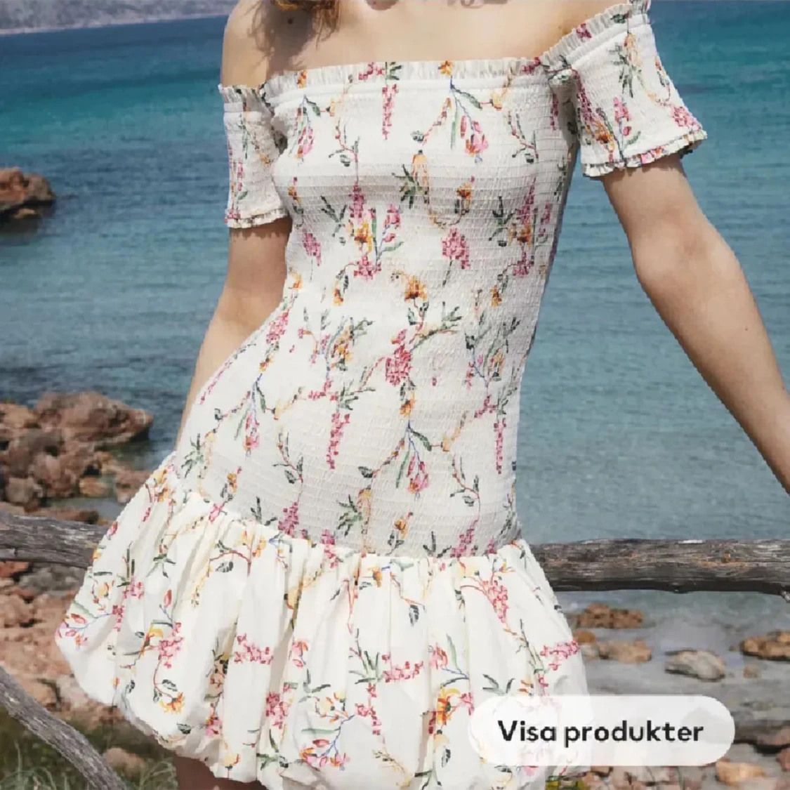 Blommig offshoulder kortklänning - 1