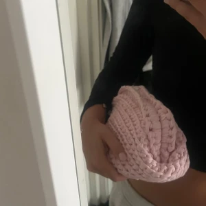 Virkad ljusrosa clutch väska  - Jätte fin clutch väska i ljusrosa färg, perfekt till sommaren💞egenvirkad