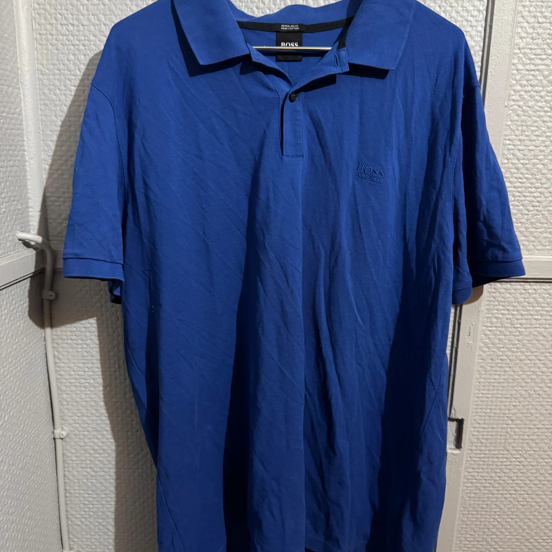 Blå pikétröja från Hugo Boss