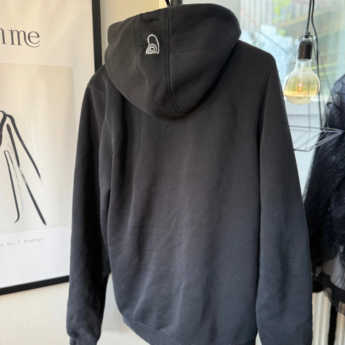 Svart Hoodie  från Sail Racing - 1