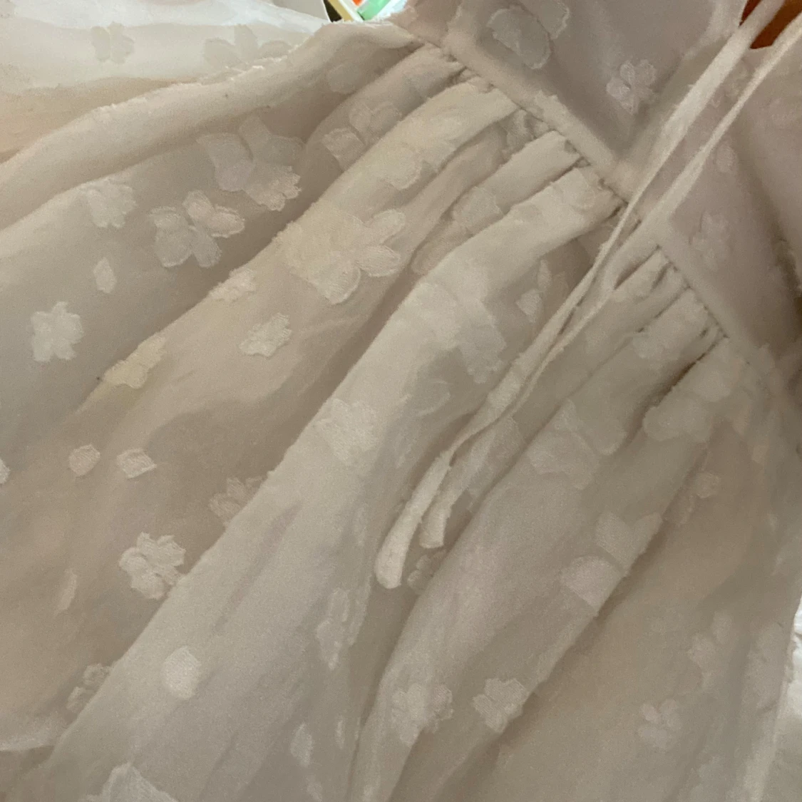 Ny Lulu’s Vit blommig klänning / studentklänning S/36 - 4