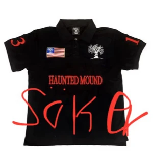 Söker Svart Haunted Mound polo - Söker efter en svart haunted mound polo i strlk m elr s för ett rimligare pris så kmr inte betala 2000 för en, har själv en blå i strlk medium som jag hade vart villig att tradea🙏