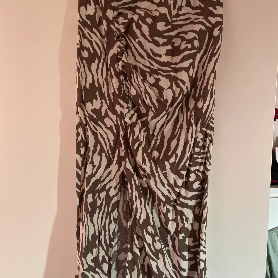 Brun och vit mönstrad kjol från Vila - 4