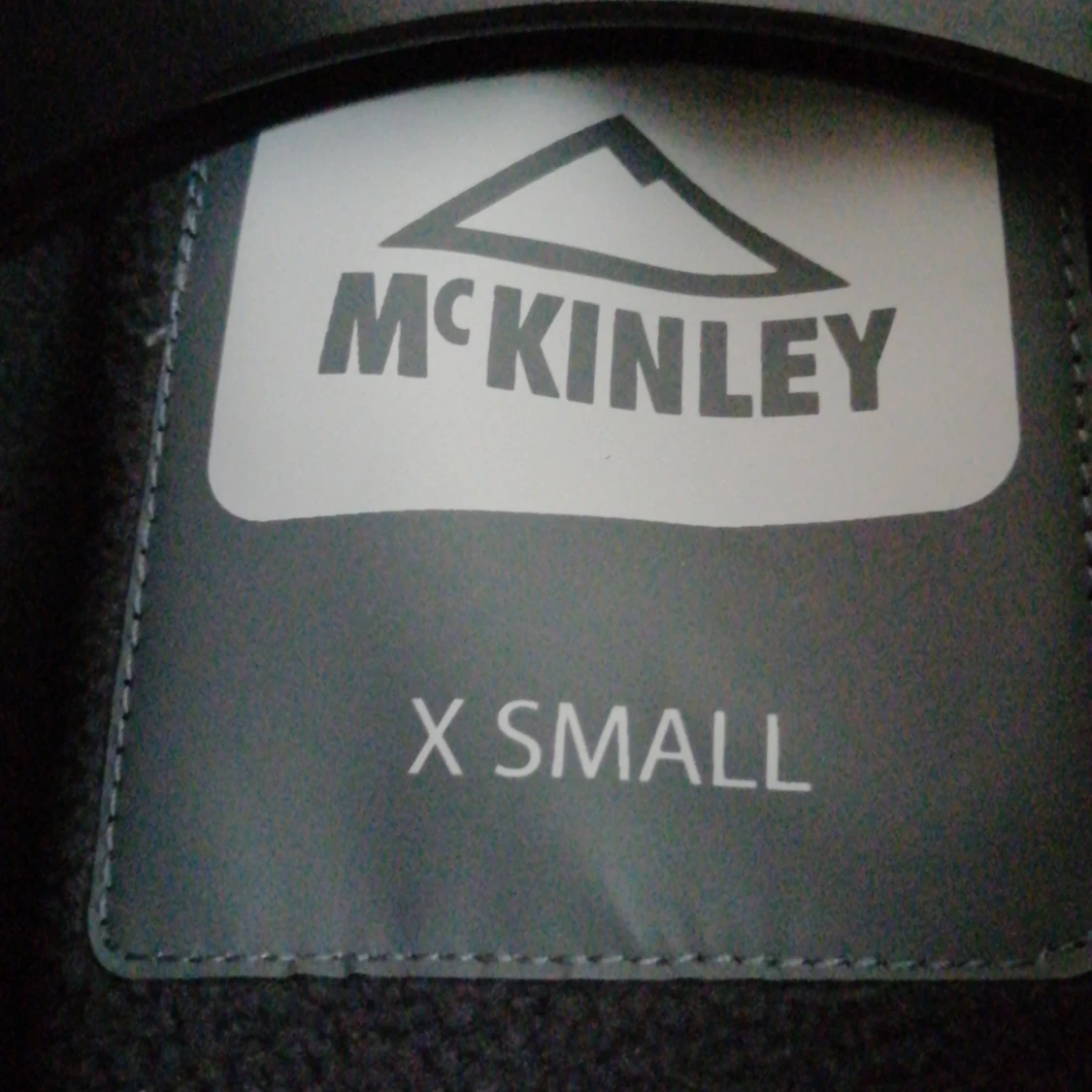 Svart jacka från McKinley - 1