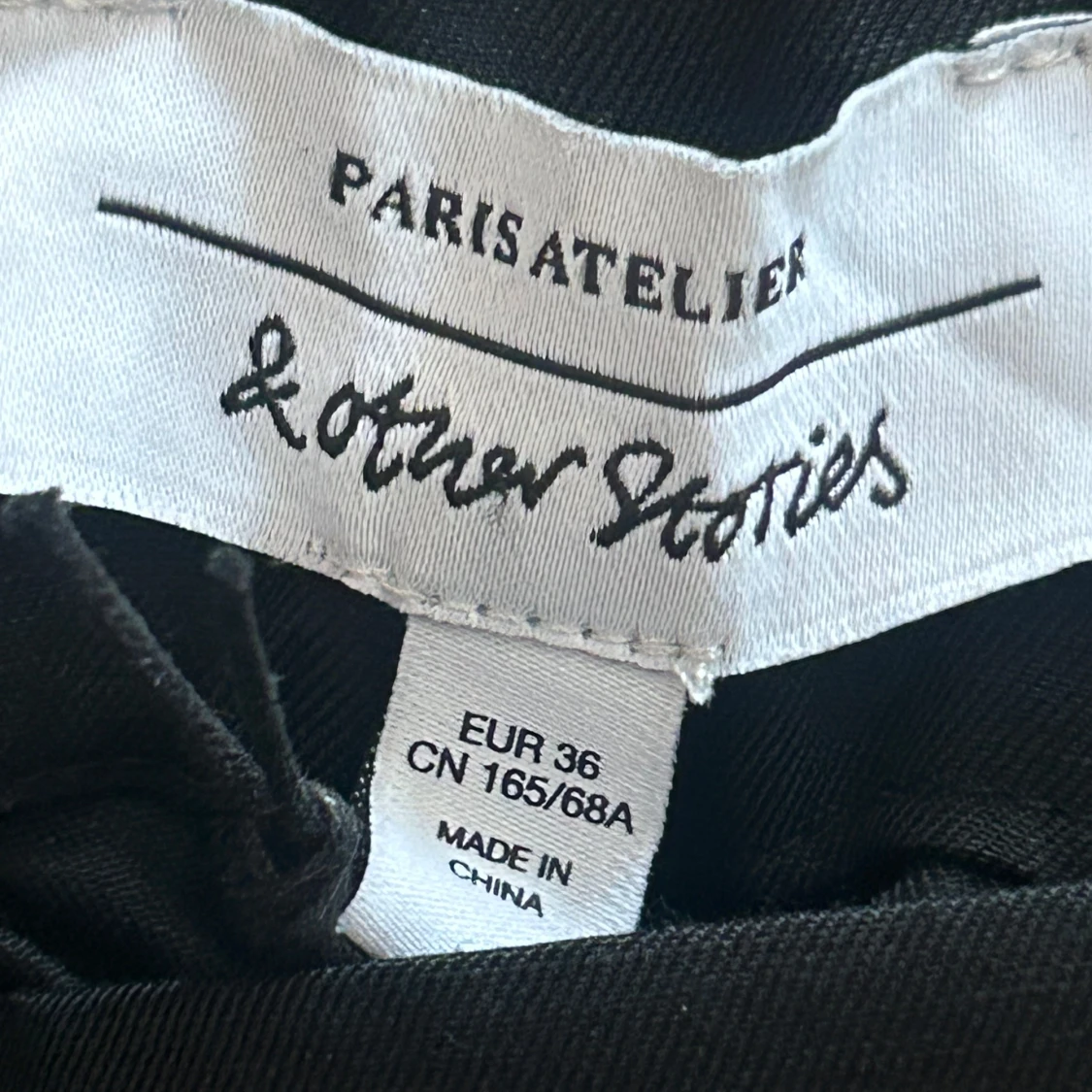 Svarta byxor från & Other Stories - 3