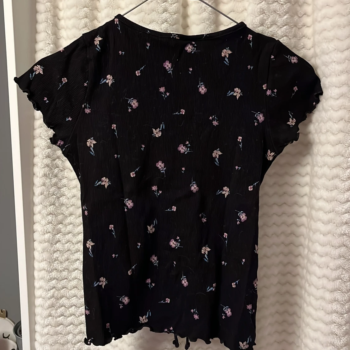 Svart blommig topp från H&M🖤 - 1