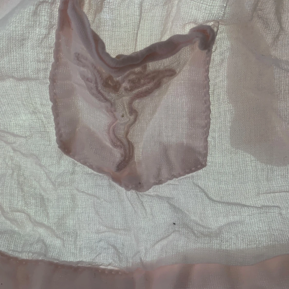 Ljusrosa transparent blus från Gossip - 2