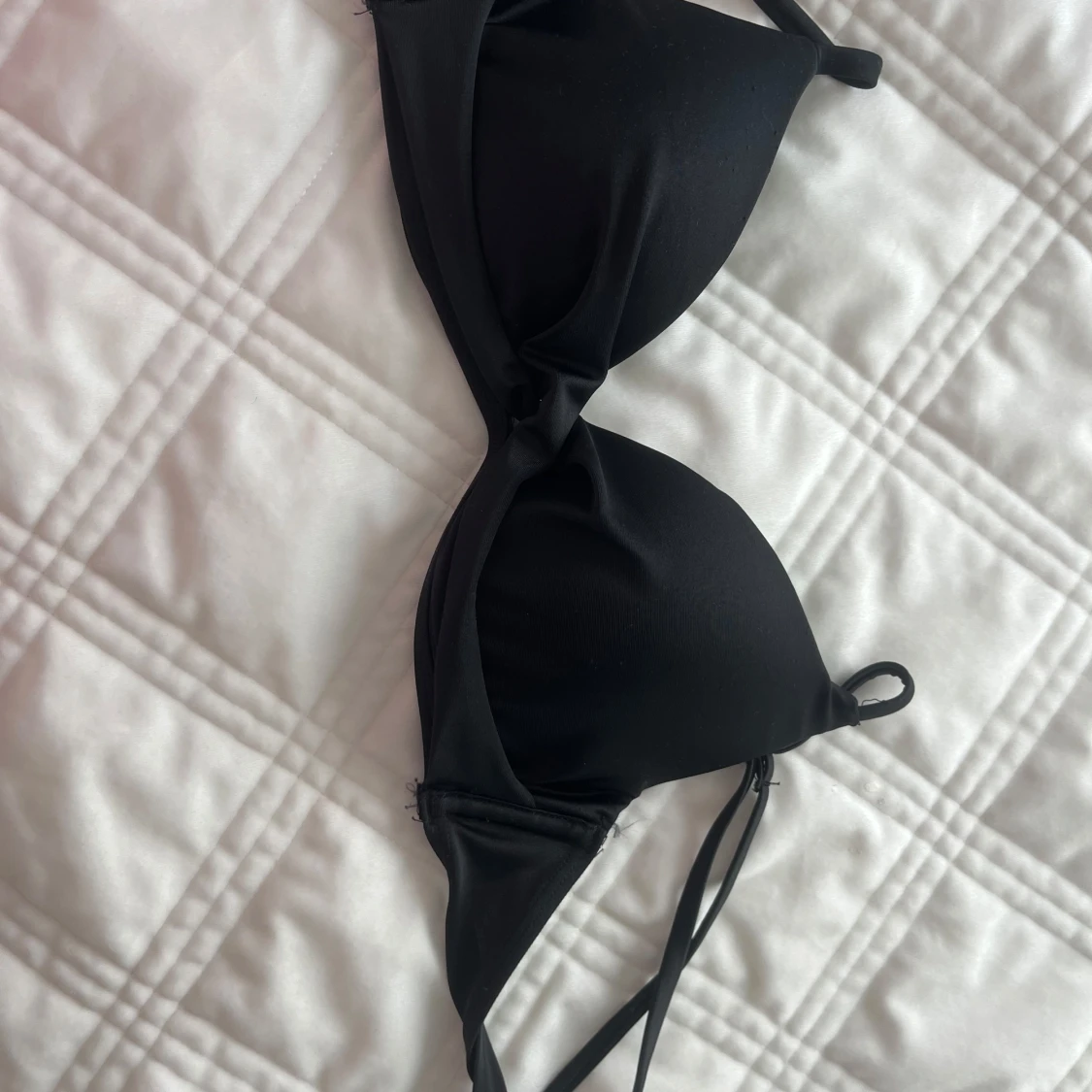 Svart bikiniöverdel från NLY Beach - 1