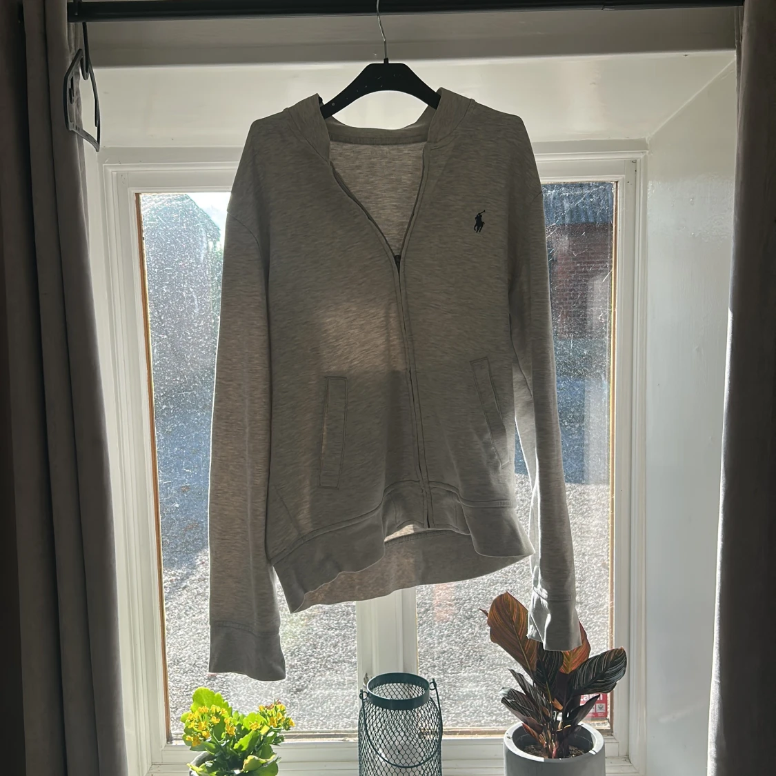 Grå zipjacka från Ralph Lauren