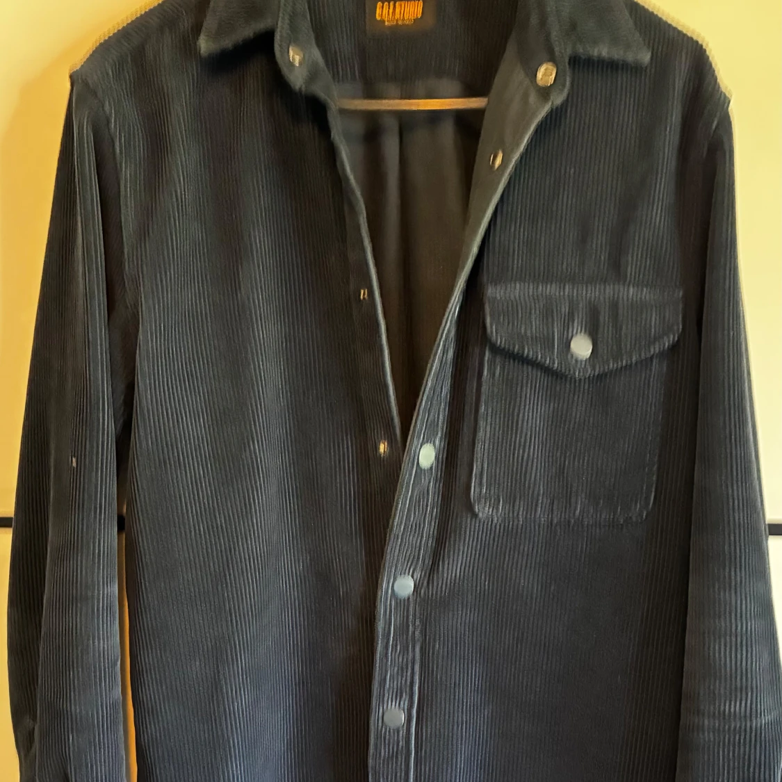 Svart manchester overshirt från Cale Studio