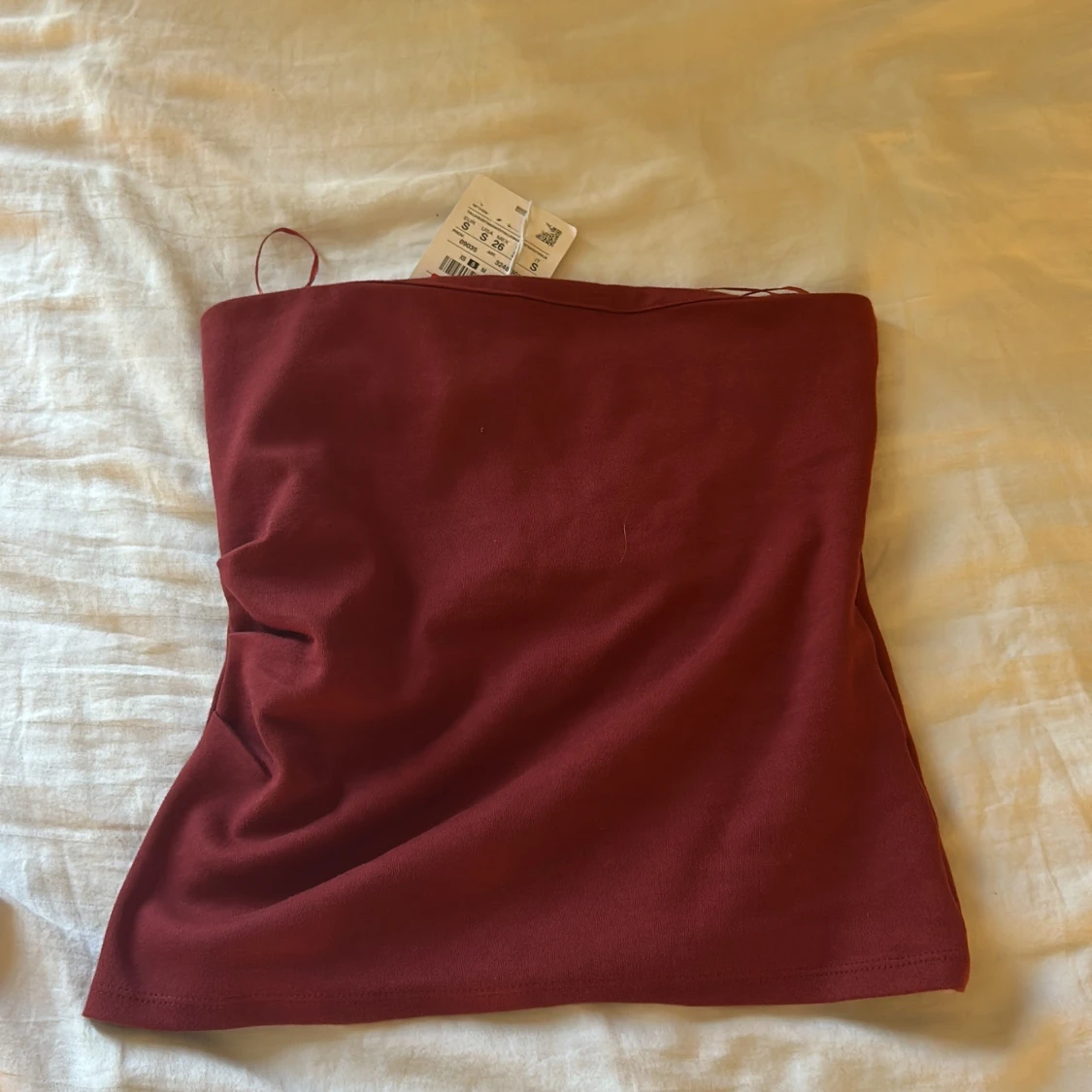 Vinröd tubtopp från Pull&Bear - 4