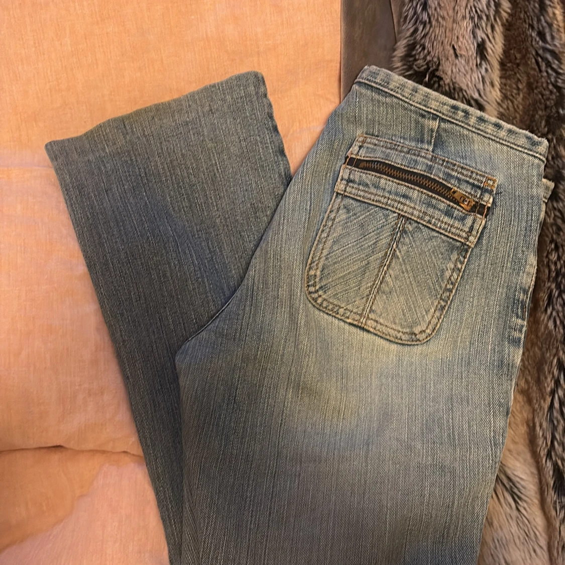 SNYGGA BOOTCUT JEANS!! - 3