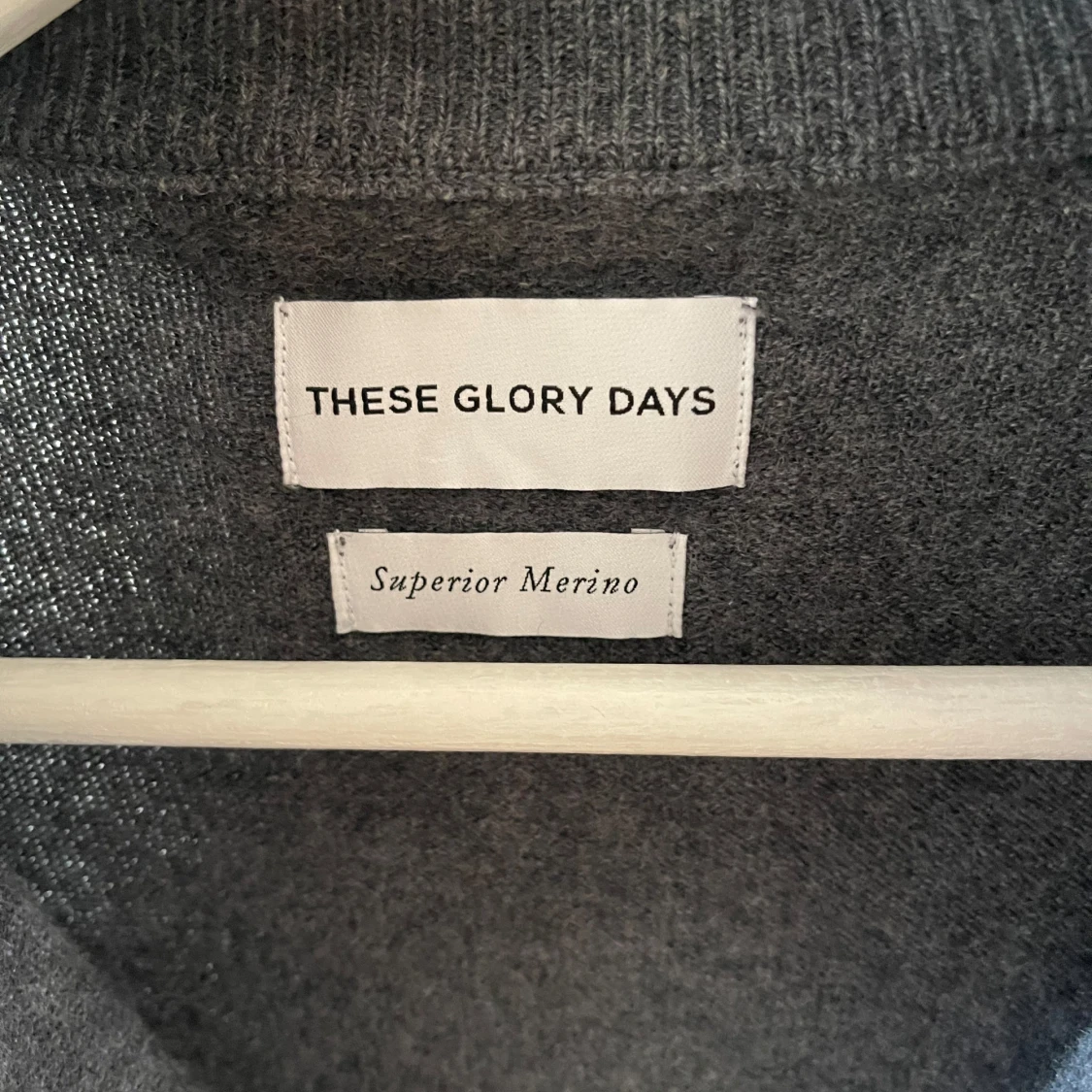 Grå merinoullskofta från These Glory Days - 2