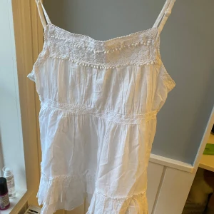 Sommar topp babydoll - Så söt topp. Oanvänd, så inga defekter! Perfekt för sommaren och våren som kommer nu. 