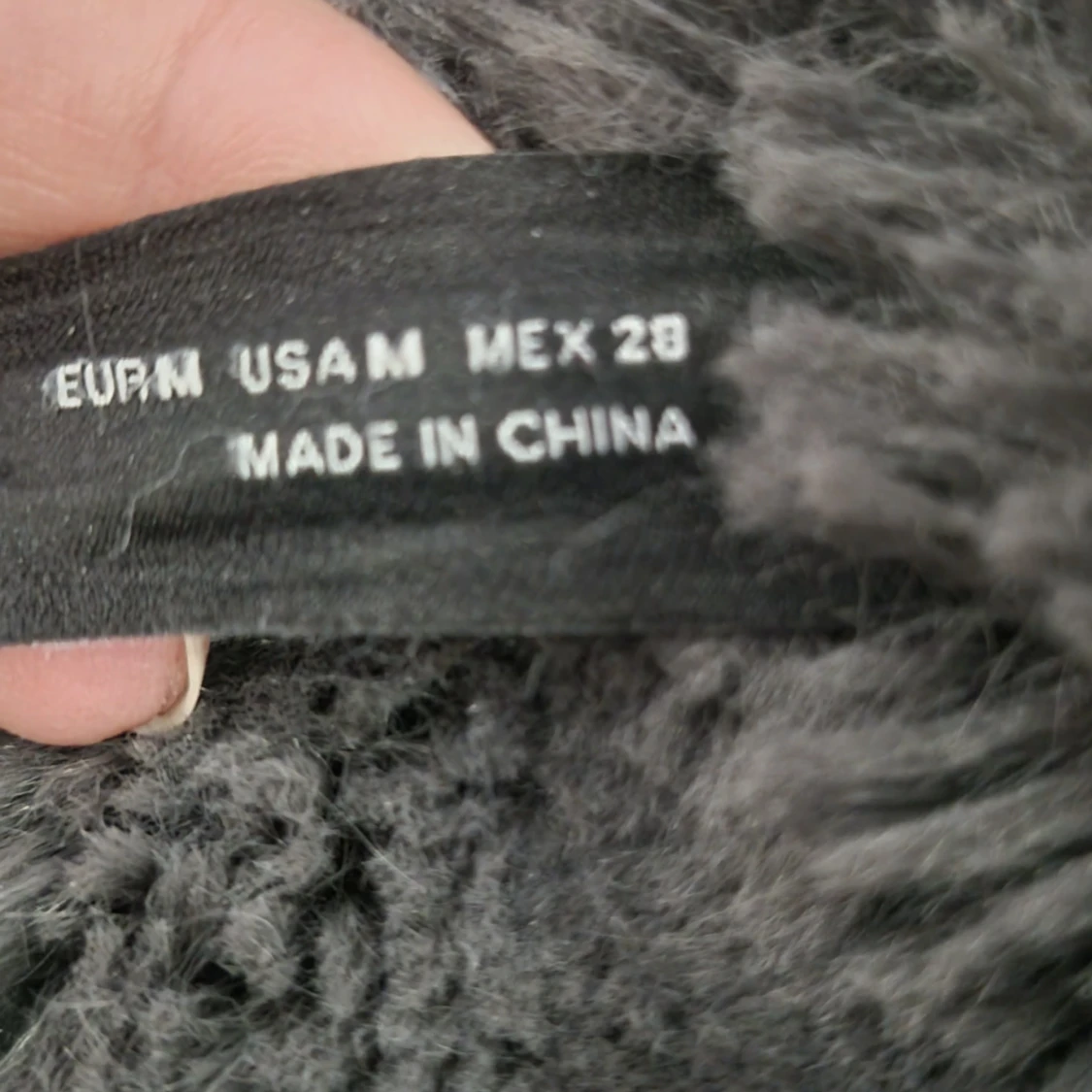 Svart jacka med fuskpäls från Zara - 2