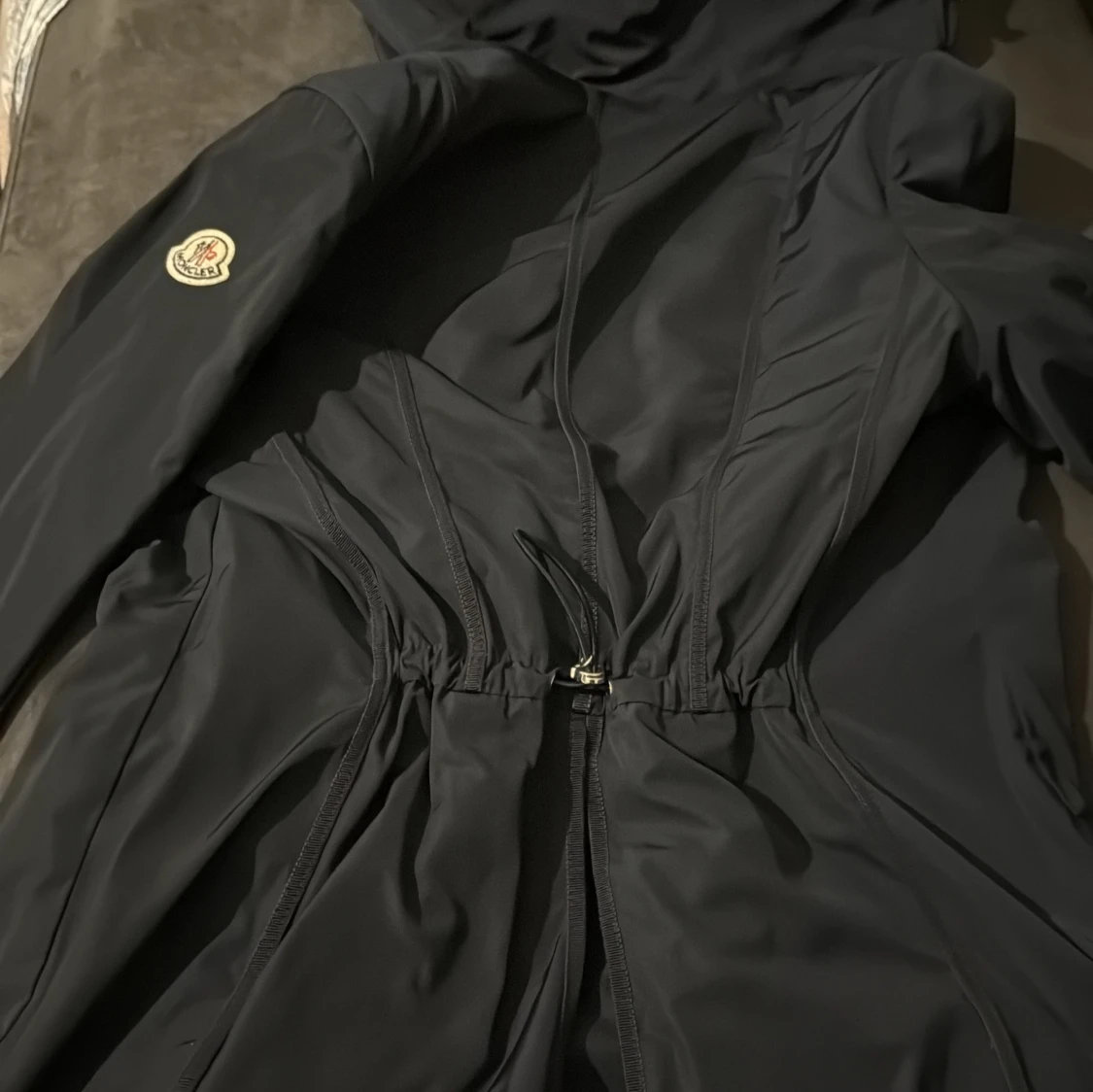 Moncler Knälång tunn jacka  - 2