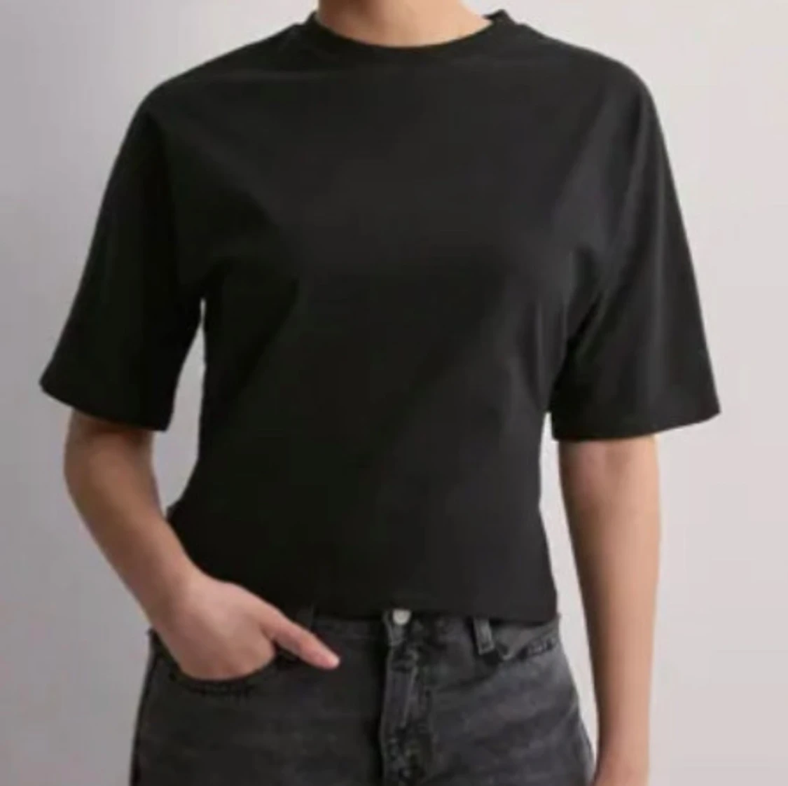 Knyt topp från Nelly - 1