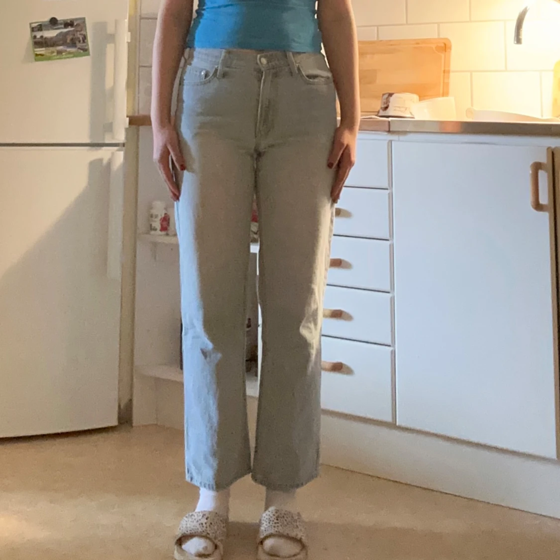 Ljusblå raka jeans - 1
