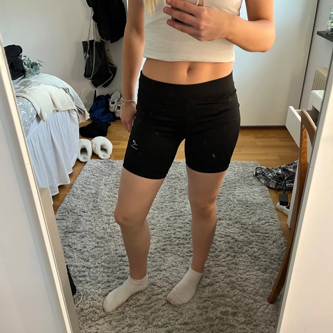 Svarta träningstights shorts från DryPlus