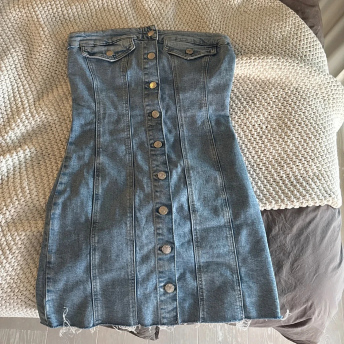 Gina Tricot jeansklänning - 1