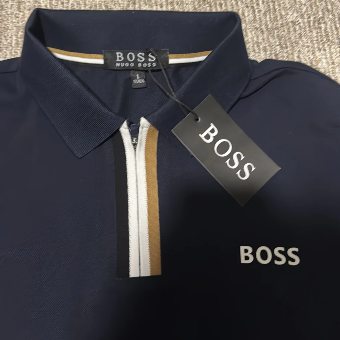 Marinblå pikétröja från Hugo Boss - 2