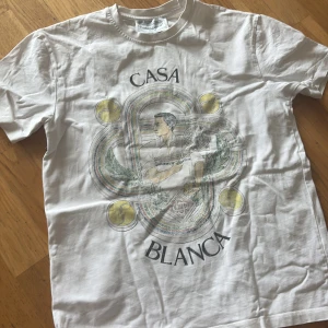 Casablanca Tennis T-shirt - Säljer då den är för liten för mig nu.