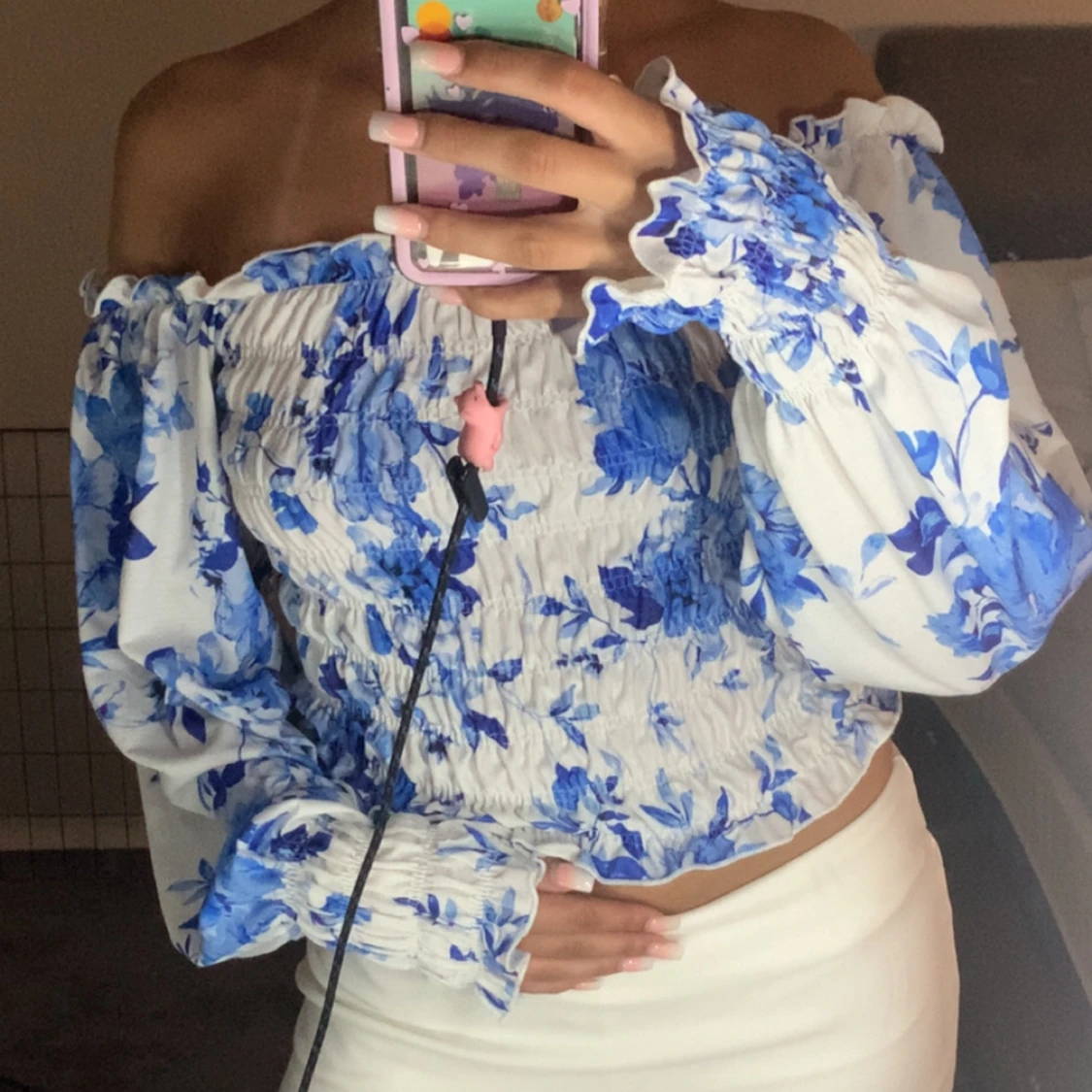 Blommig blus från Gina Tricot