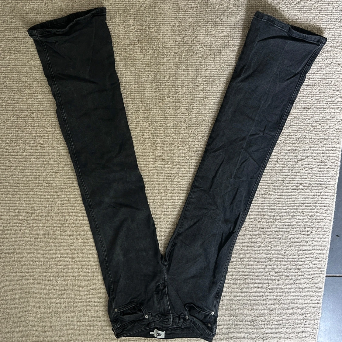 Lager 157 svarta/grå bootcut jeans