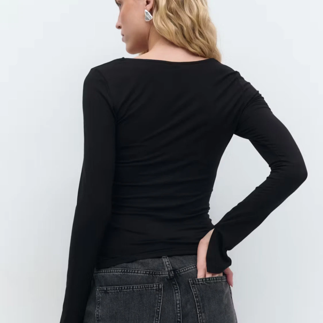 Svart långärmad topp - 1