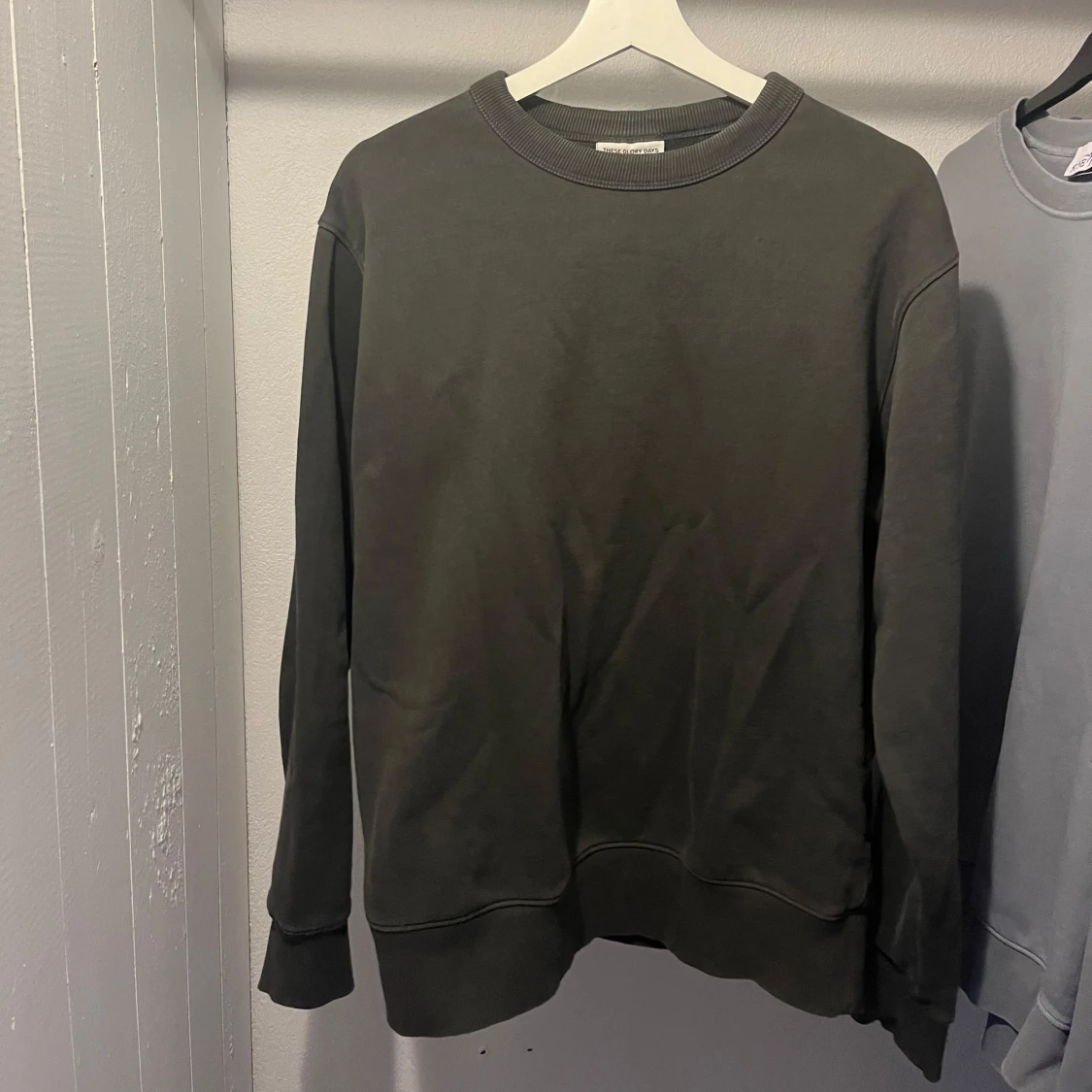 Två sweatshirts från These Glory Days - 1