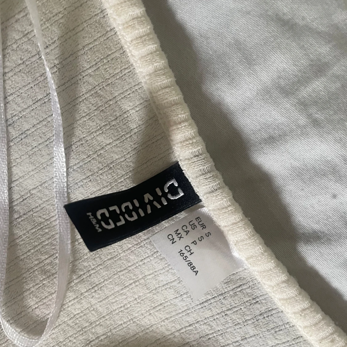 Vit ribbad kofta från Divided H&M - 1