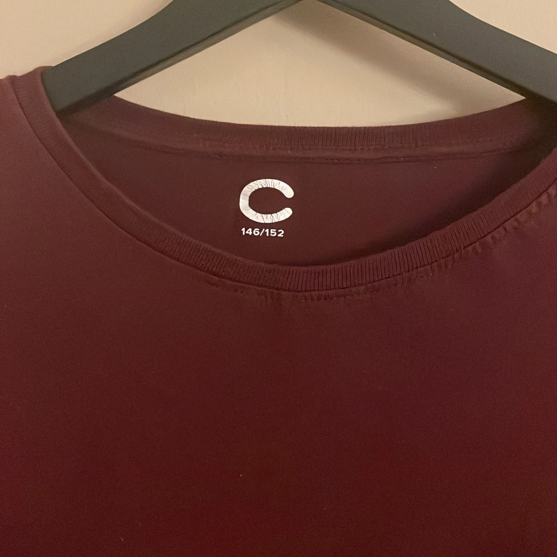 Mörkröd långärmad tröja från Cubus - 2