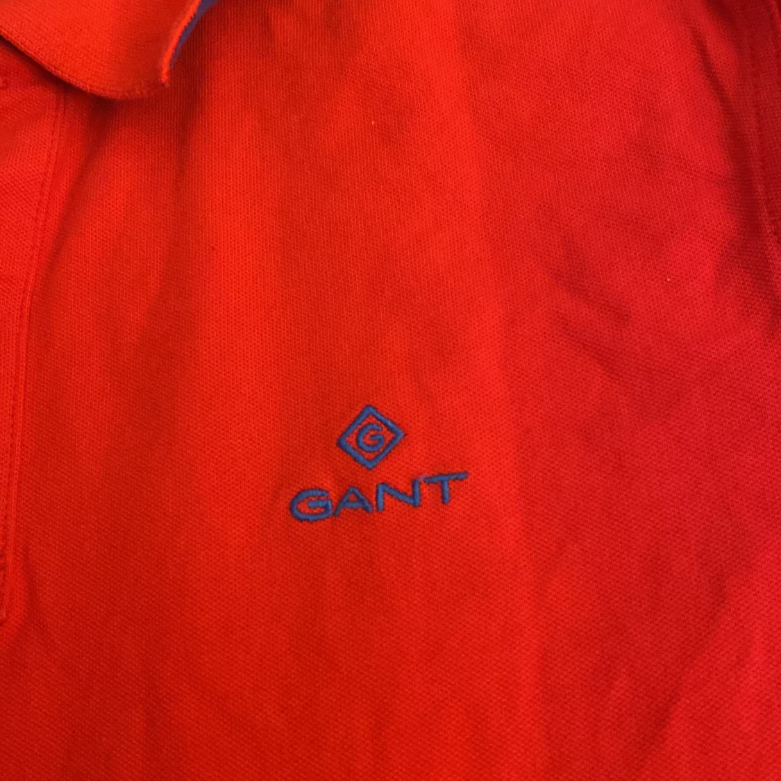 Röd pikétröja från GANT, storlek S - 4