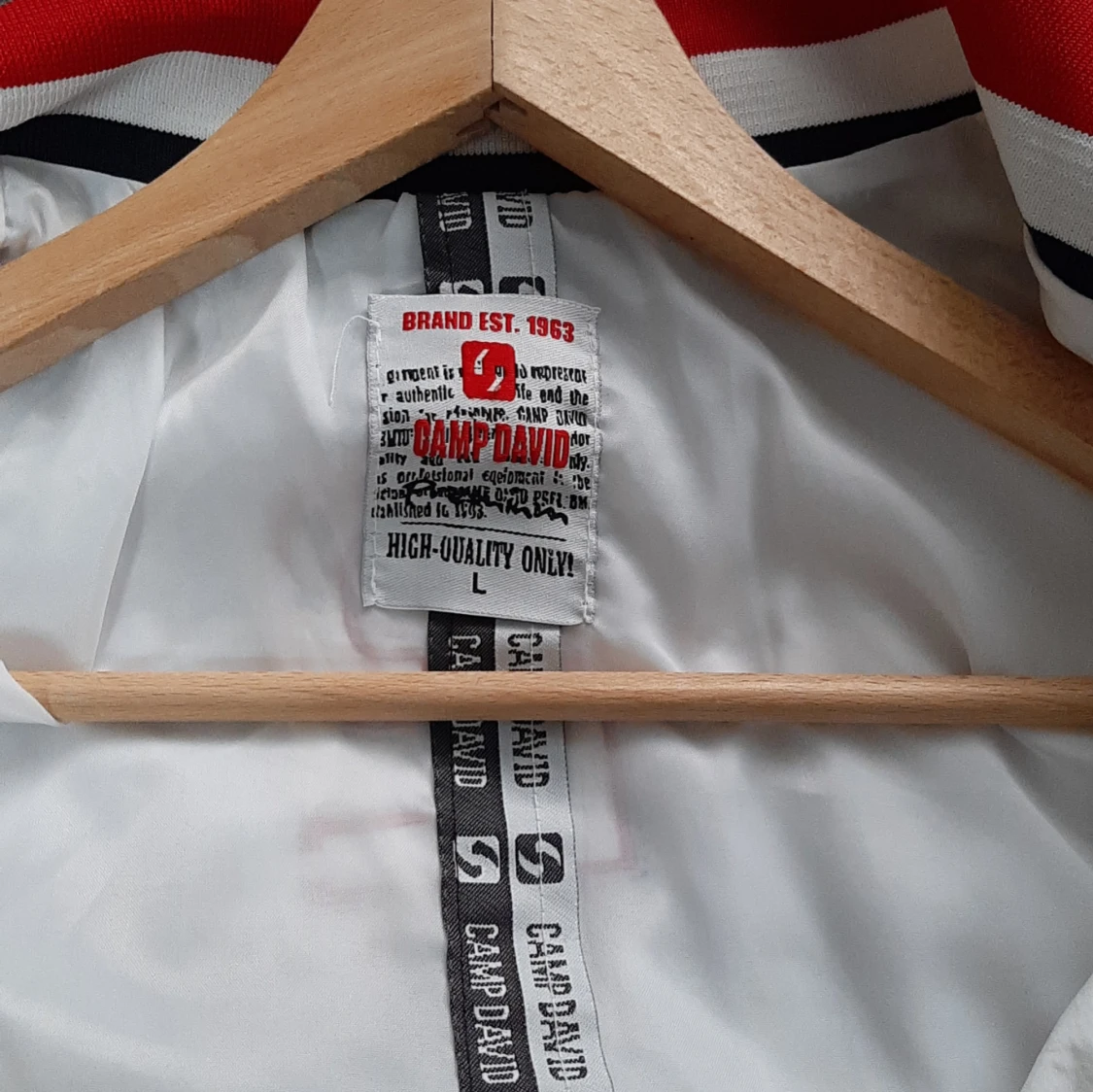 Vit vindjacka från Camp David L - 2