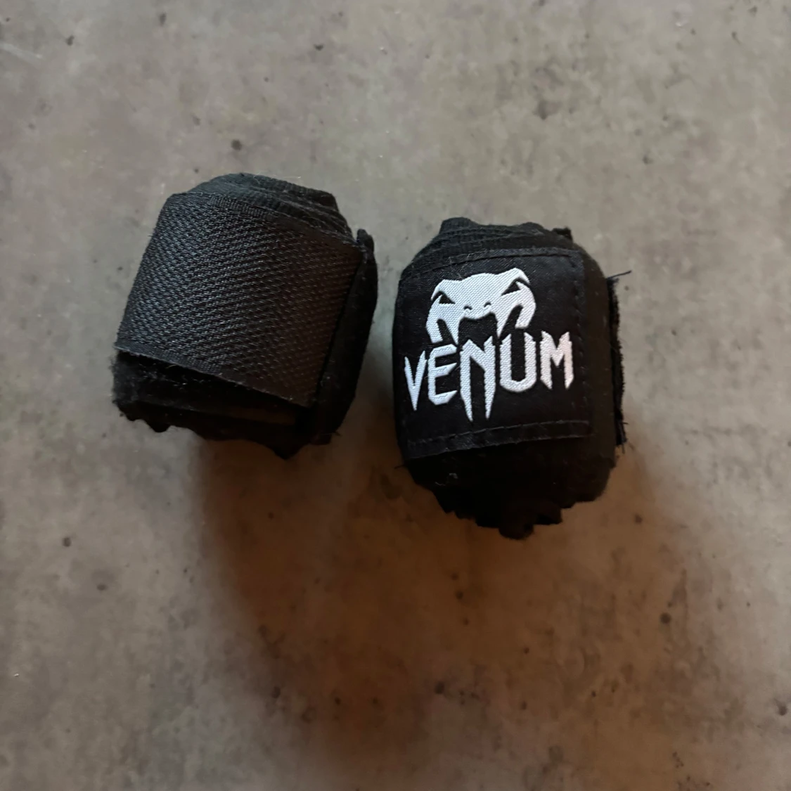 Svarta Venum boxningslindor - 4