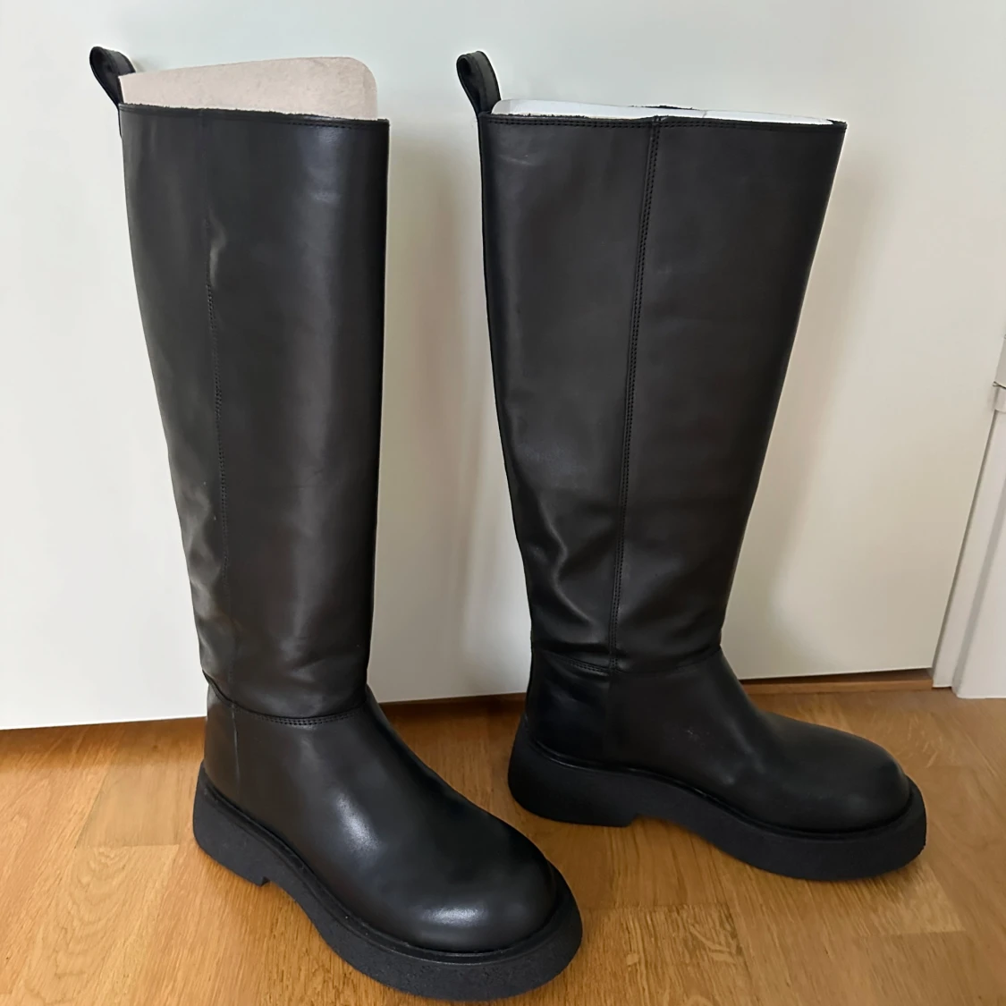 Svarta höga boots från Arket - 1