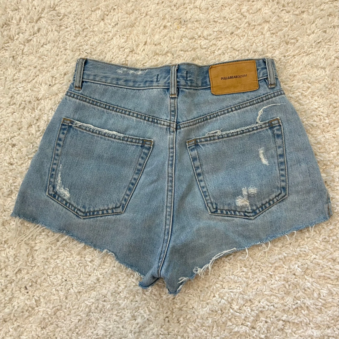 Ripped jeansshorts - 1