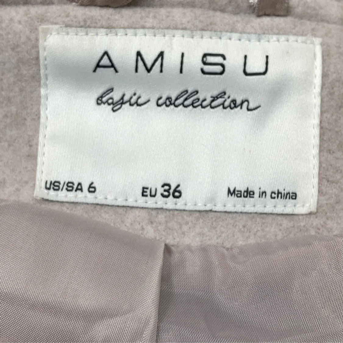 Ljusgrå kappa med huva från Amisu - 2