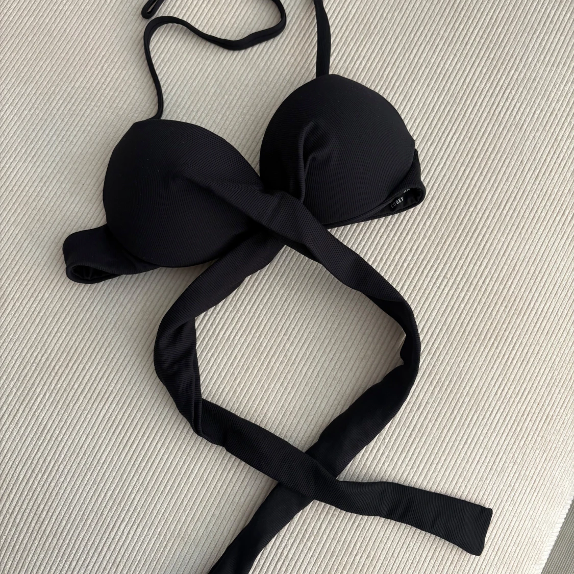 Svart bikini från Calzedonia