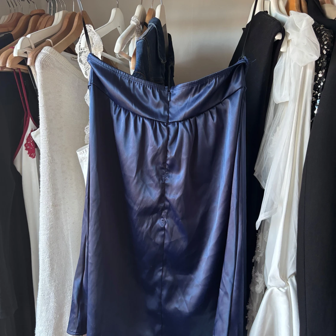 Blå sidenklänning - 2