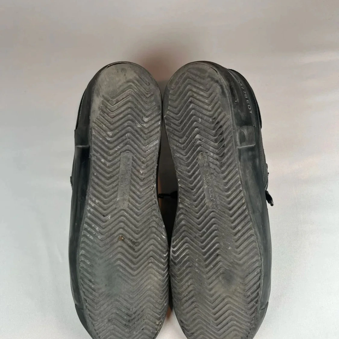 Svarta sneakers från Philippe Model - 4