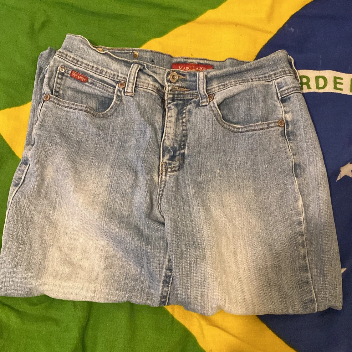 Ljusblå jeansbyxor från Levis 501 - 4