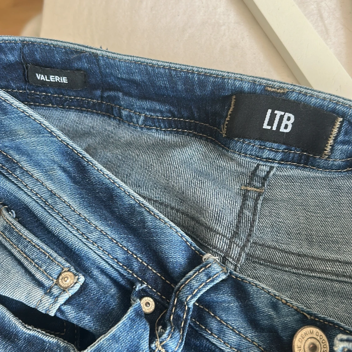Blå jeans från LTB Valerie - 2