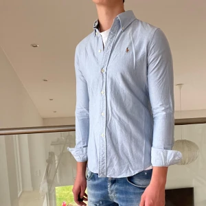 Polo Ralph lauren skjorta  - Säljer nu denna polo Ralph lauren skjorta, skriv för fler bilder/frågor🙌🏼