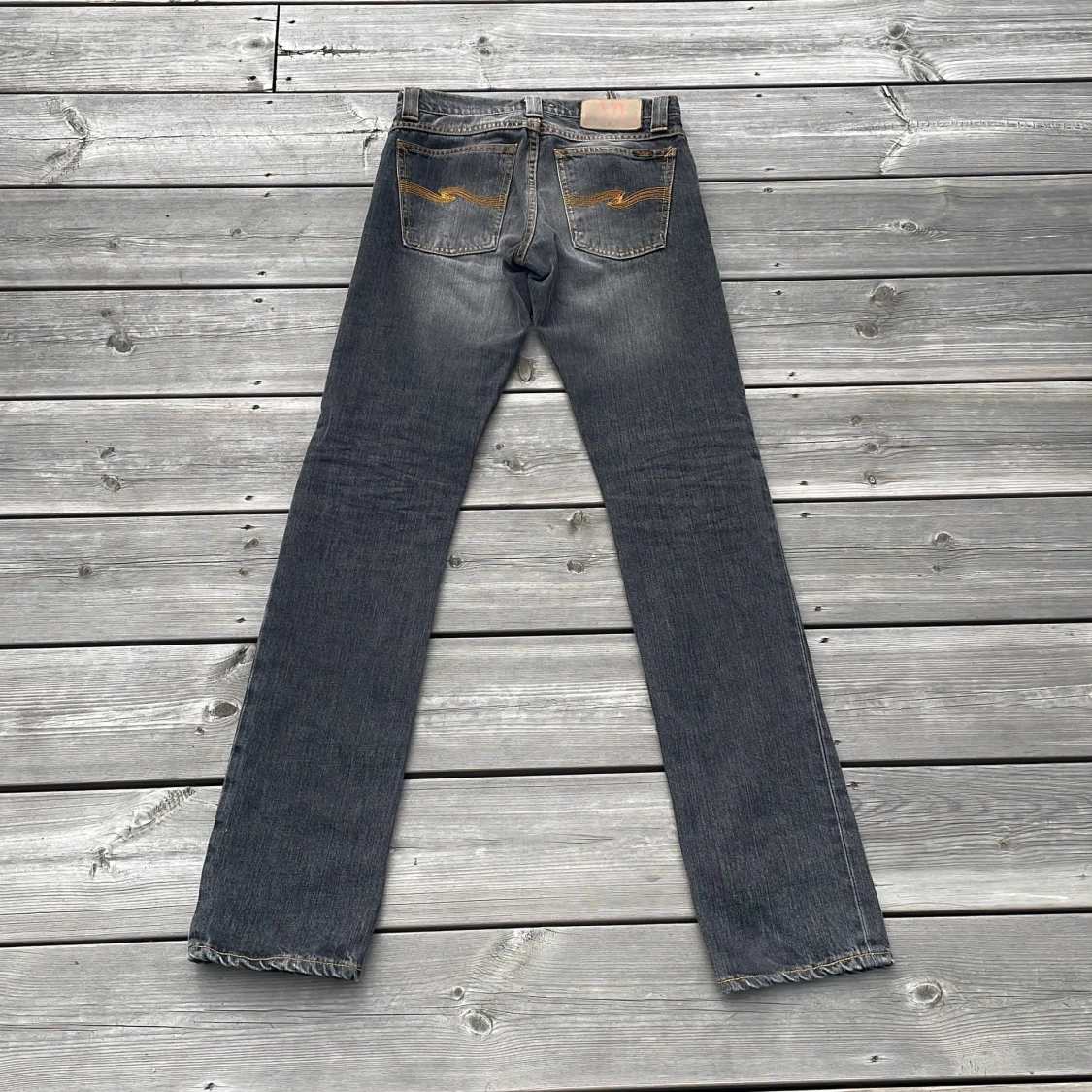 Svarta Nudie Jeans - 1