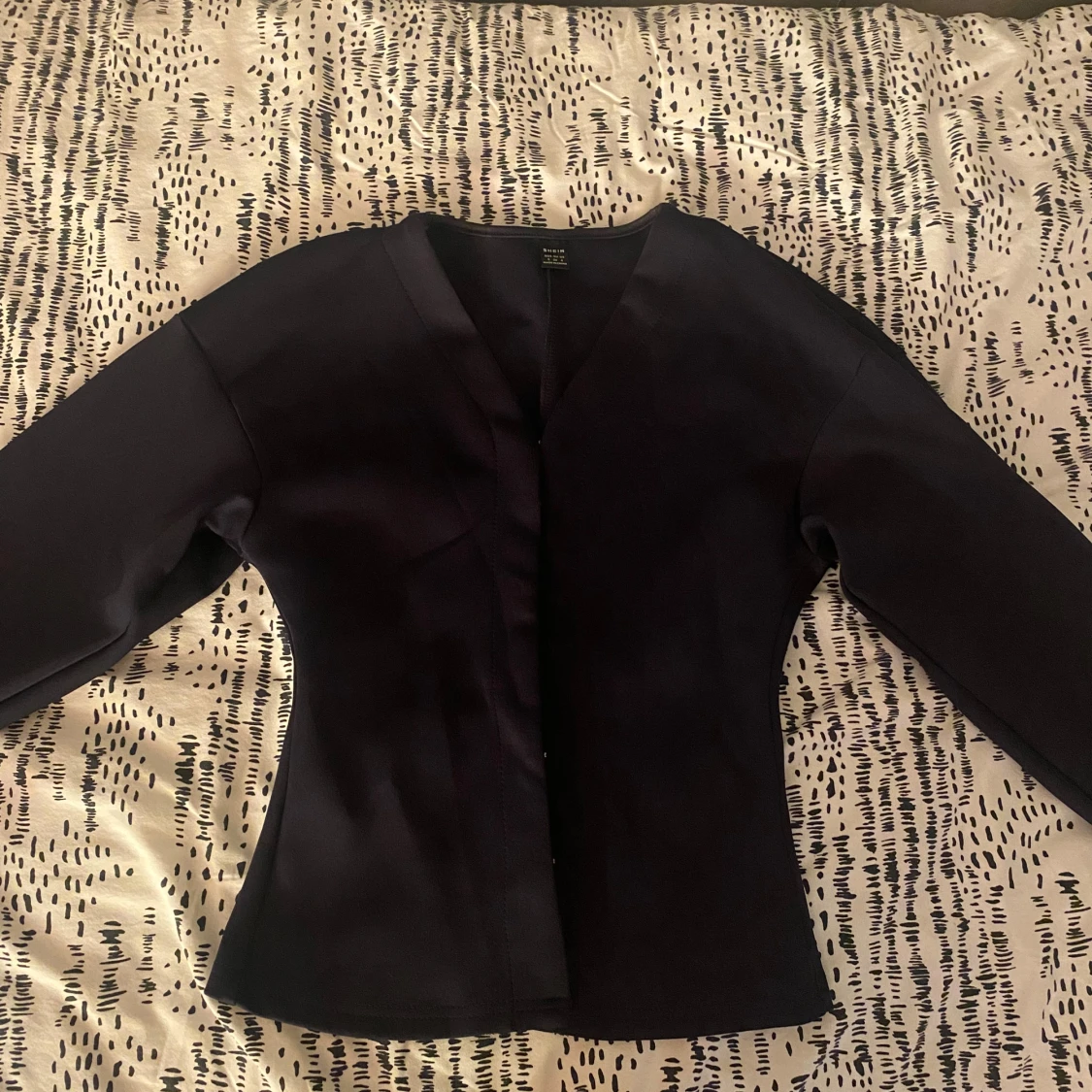 Mörkblå figursydd topp - 1